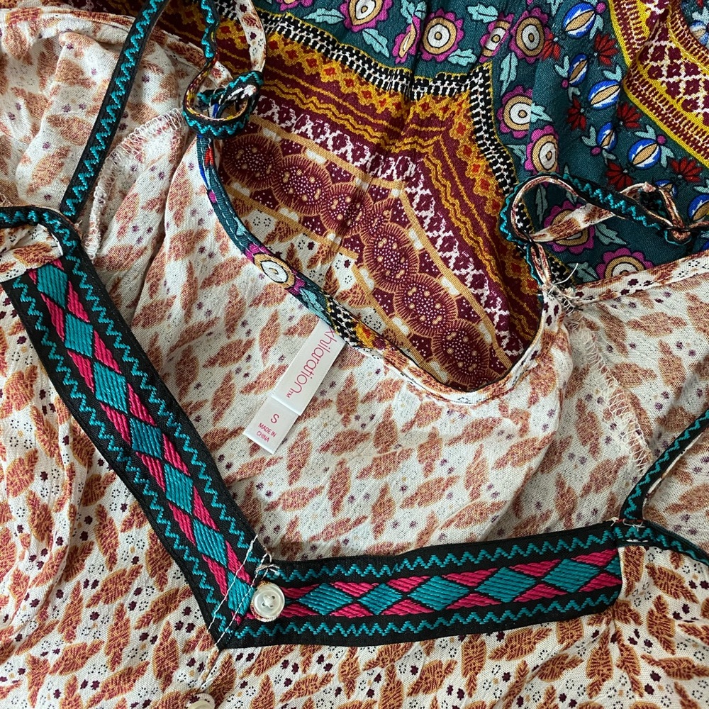 Cold Shoulder Romper - Picture 4 of 5